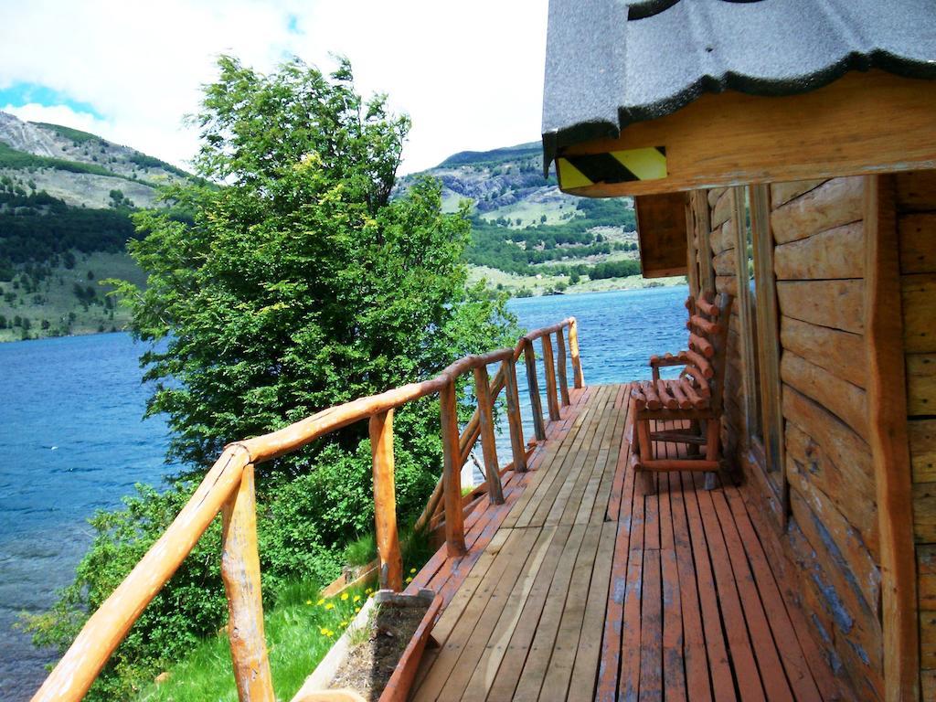 Lodge De Montana Lago Monreal El Blanco Esterno foto